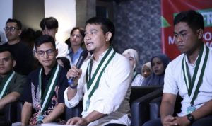 ketua-kammi-amri-akbar-dalam-jumpa-pers-di-sebuah-kafe-kawas-sw0w